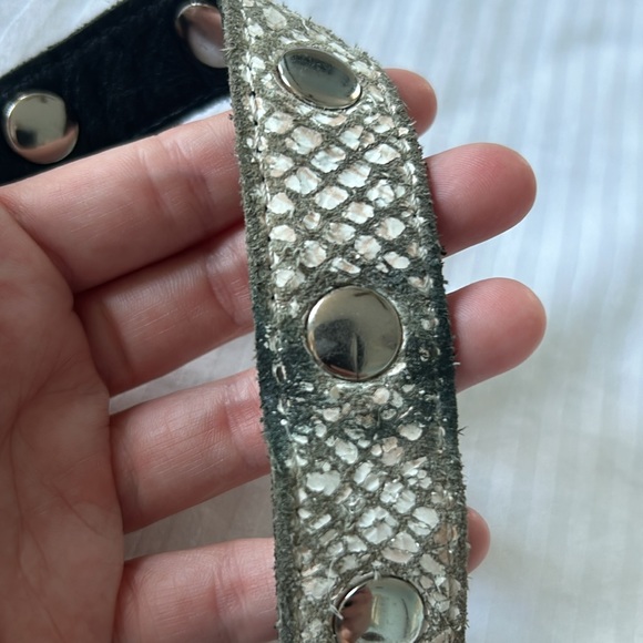 Hammitt Montana Two-Tone Crossbody Medium - Picture 16 of 16